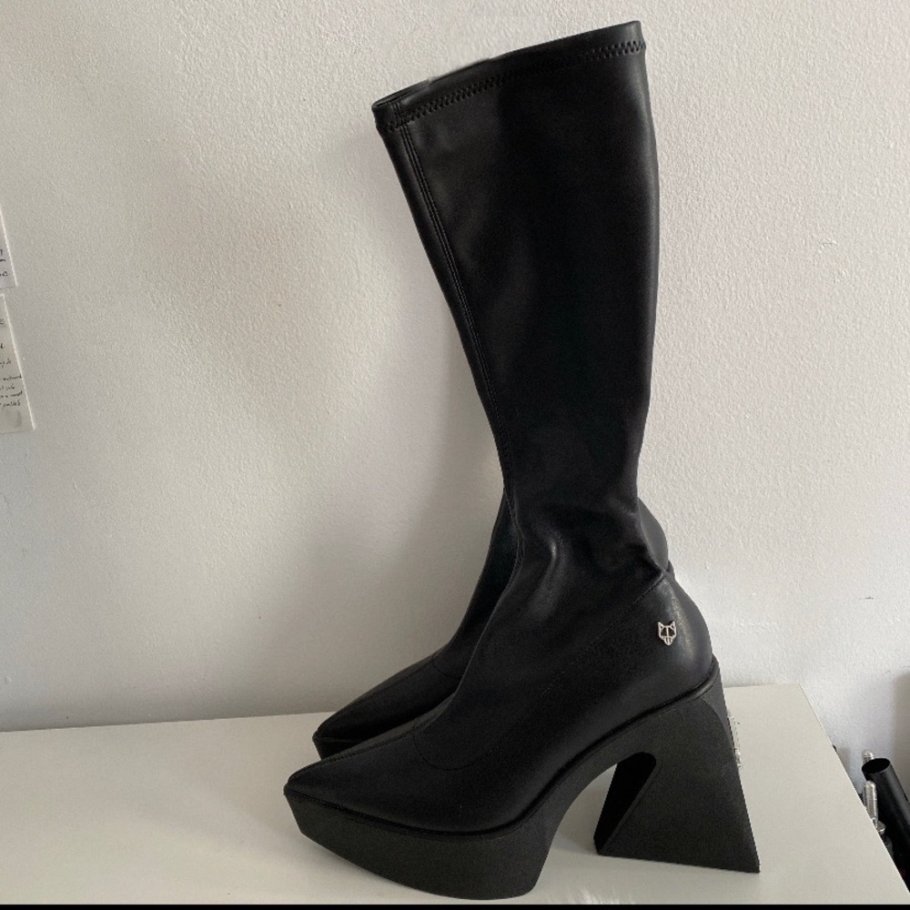 Rare Naked Wolfe Ankle Platform Pointed Toe Boot.
(Not sold online) 
Wore once